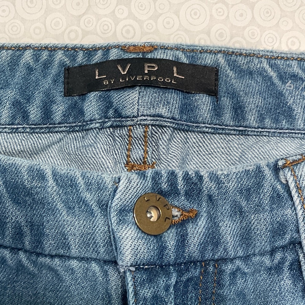 LVPL Embroidered Crop Wide Leg Denim Heathstone Jeans - Picture 3 of 8
